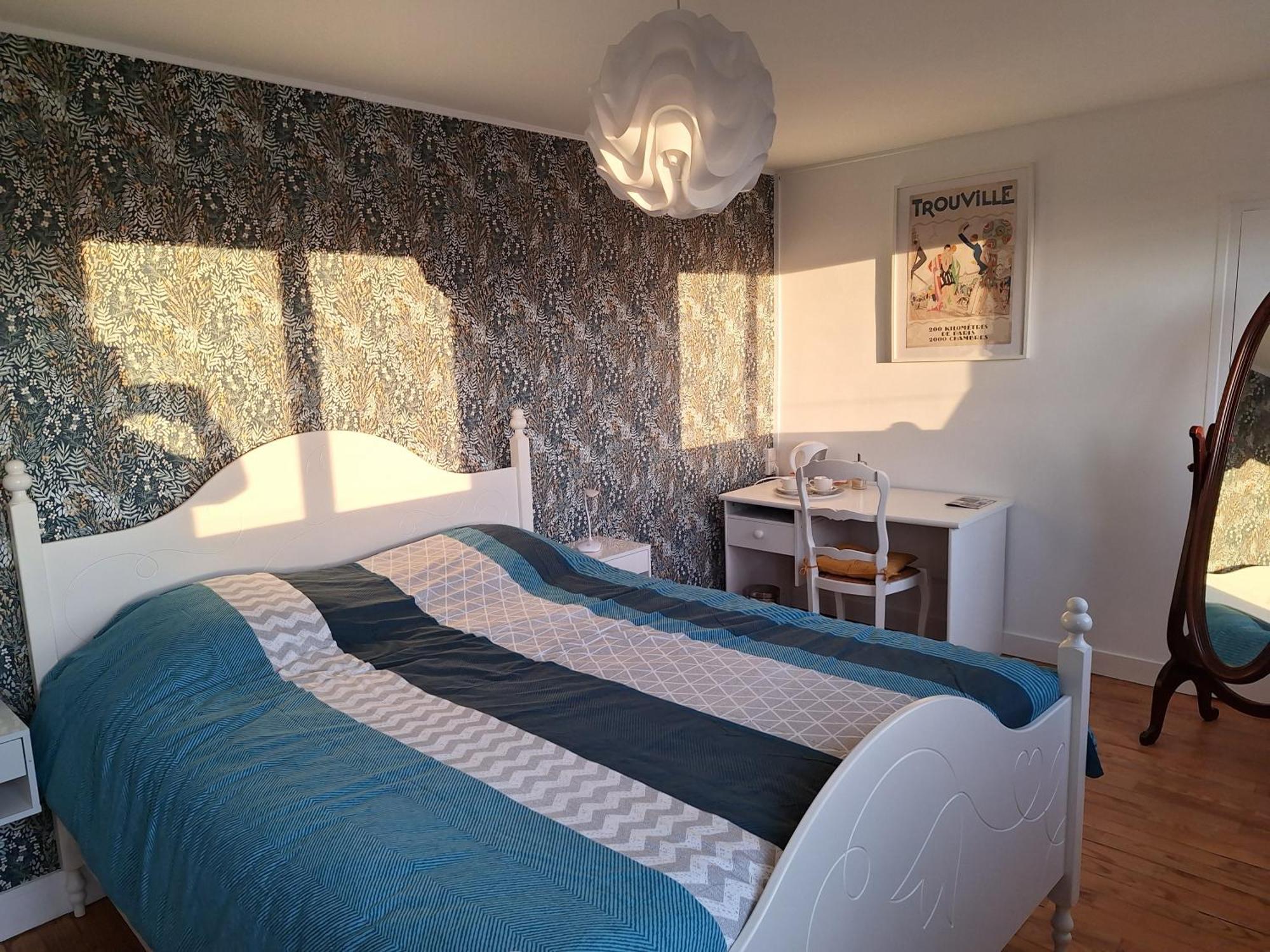 La Fleur Du Soleil Bed & Breakfast Trouville-sur-Mer Bagian luar foto
